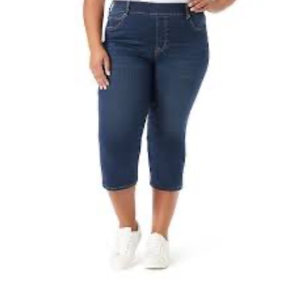 Plus Size Gloria Vanderbilt Shape Effect Capri Pants - Picture 1 of 8